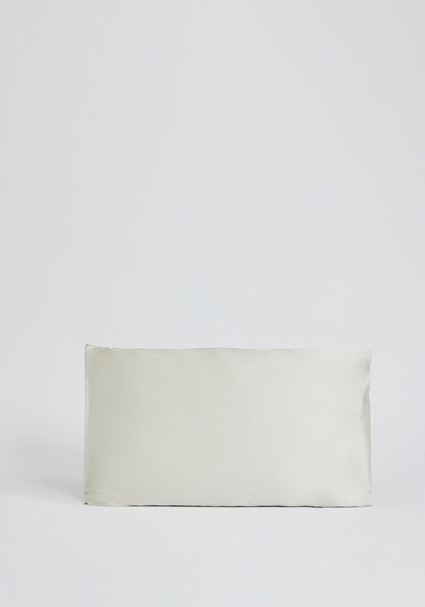 buy the latest Sofia Silk Pillow Sleeve online